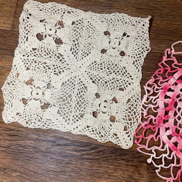 Lot of 3 Handmade Doilies vintage - Picture 8 of 8